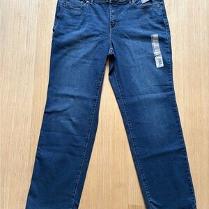 Falls Creek Women's Straight Mid-Rise Stretch Denim Jeans Size 18 NWT